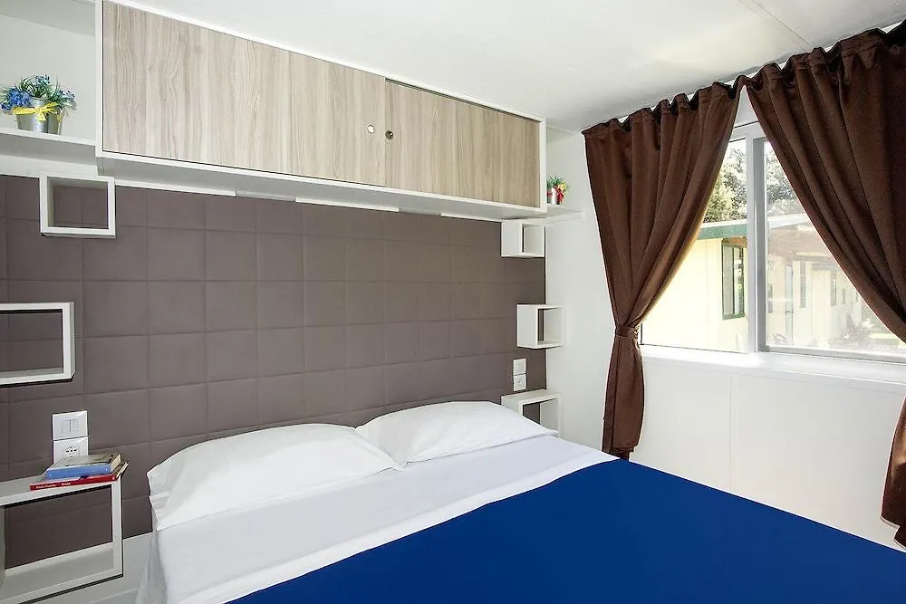 فندق Camping Village Baia Azzurra كاستيغليون ديلا بيسكايا